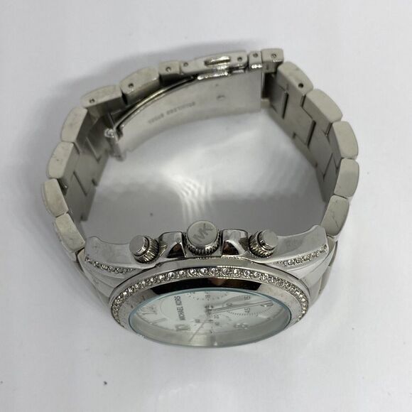 Michael Kors MK5165 Women's Silver Stainless Steel Analog Dial Quartz Watch RQ1 - Picture 8 of 12